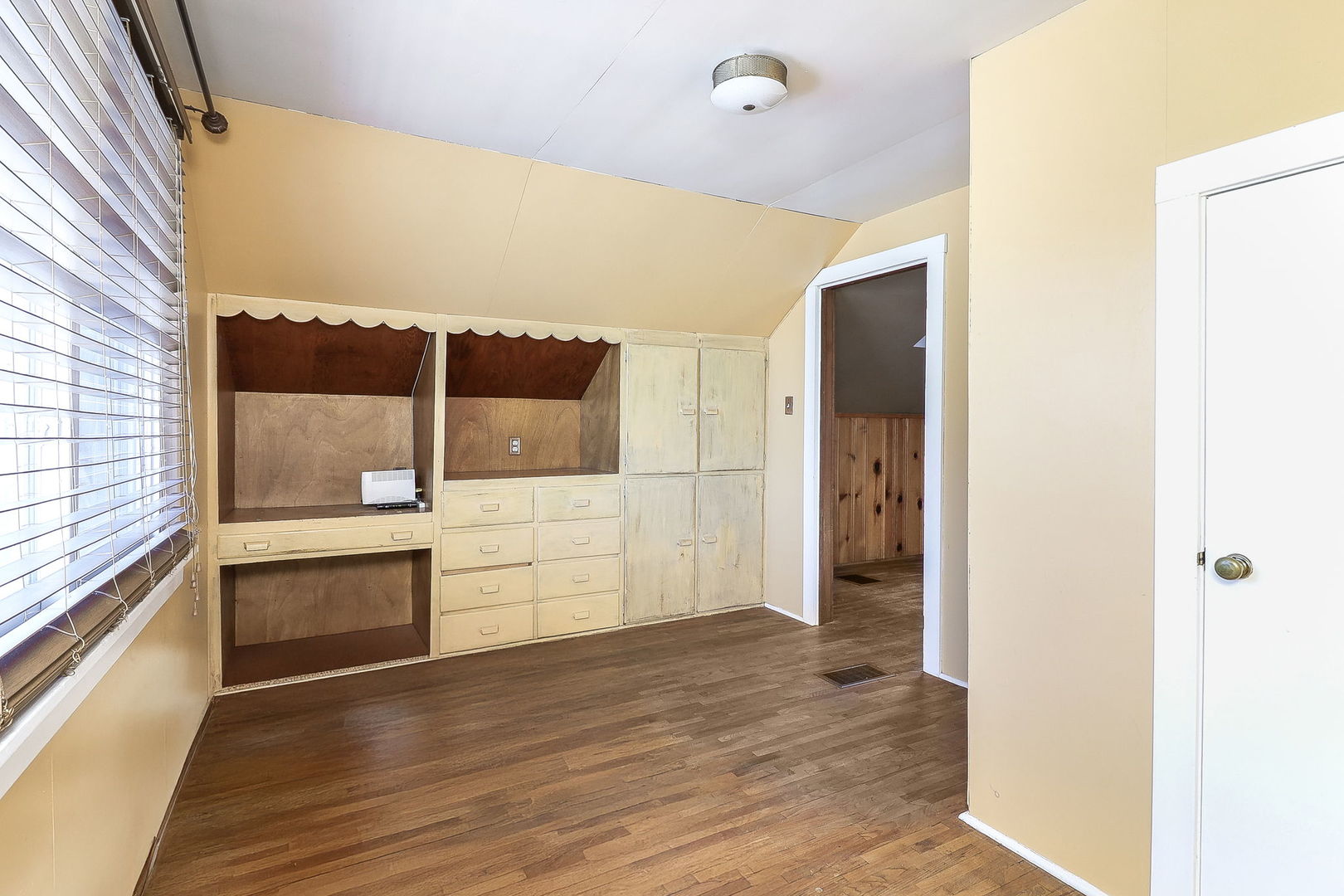 405 Singer Avenue Lemont, IL 60439 - Photo 17 of 25