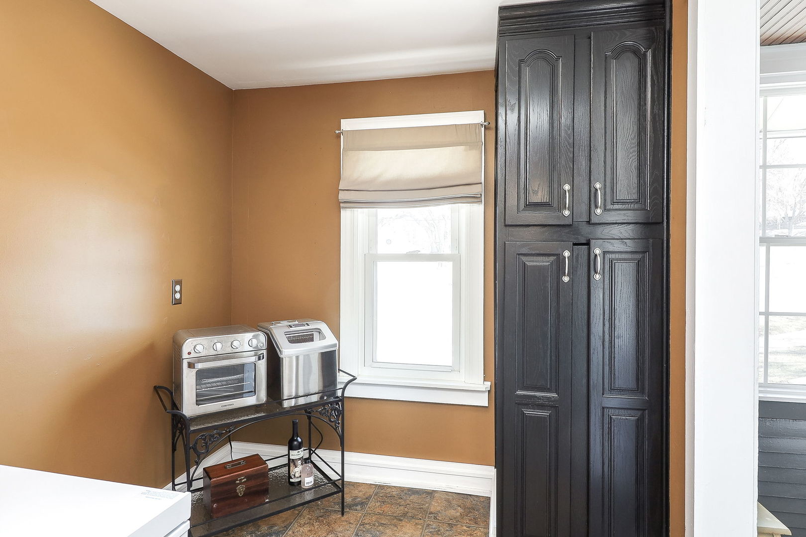 405 Singer Avenue Lemont, IL 60439 - Photo 10 of 25