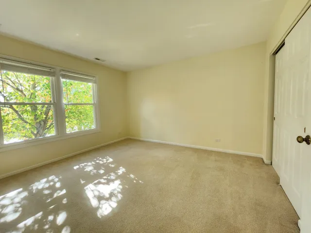 a view of empty room with window