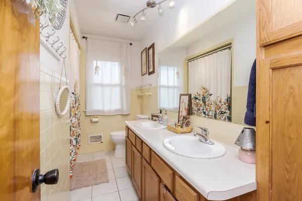 $269,900 | 1903 Croxton Avenue, Bloomington, IL 61701