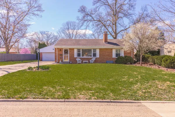 $269,900 | 1903 Croxton Avenue, Bloomington, IL 61701