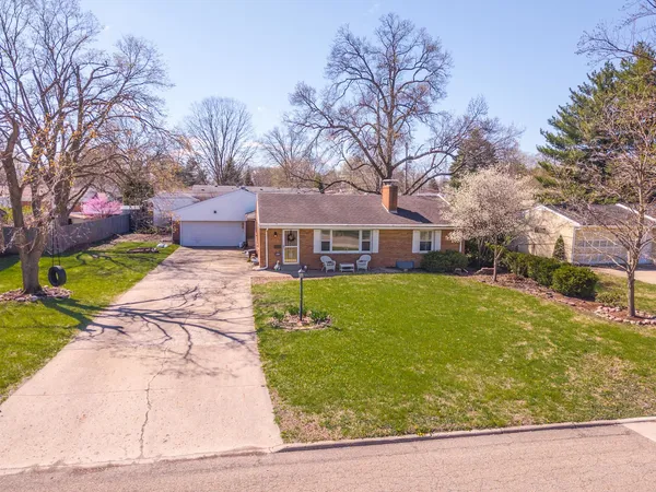 $269,900 | 1903 Croxton Avenue, Bloomington, IL 61701