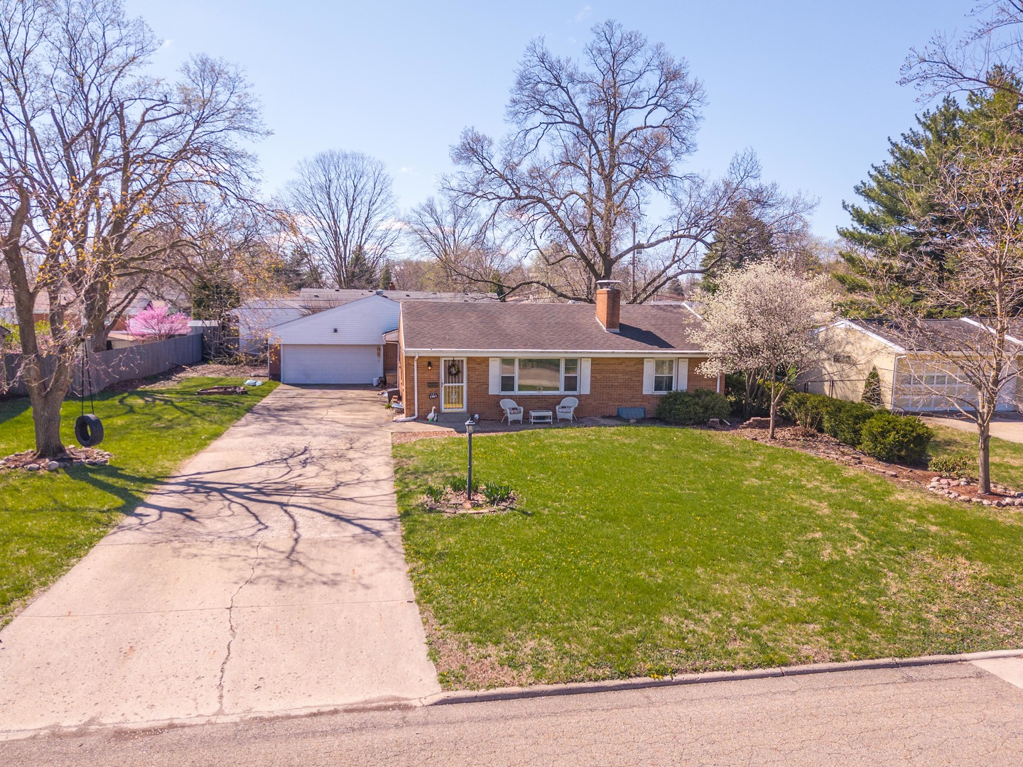 1903 Croxton Avenue Bloomington, IL 61701 - Photo 44 of 55 a front view of a house with garden