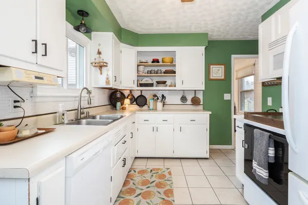 $269,900 | 1903 Croxton Avenue, Bloomington, IL 61701