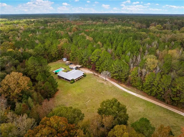 $379,000 | 270 Slocum Cemetery Road, Center Point, LA 71323