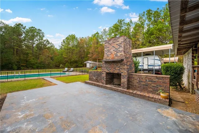 $379,000 | 270 Slocum Cemetery Road, Center Point, LA 71323