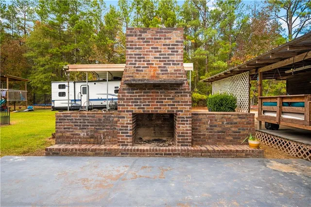 $379,000 | 270 Slocum Cemetery Road, Center Point, LA 71323