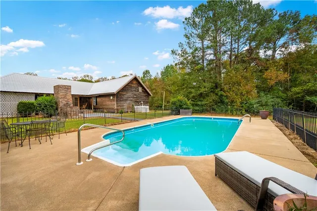 $379,000 | 270 Slocum Cemetery Road, Center Point, LA 71323