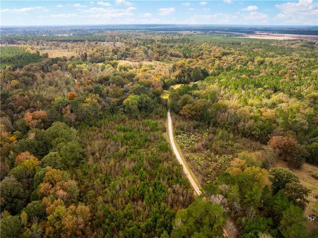 $379,000 | 270 Slocum Cemetery Road, Center Point, LA 71323