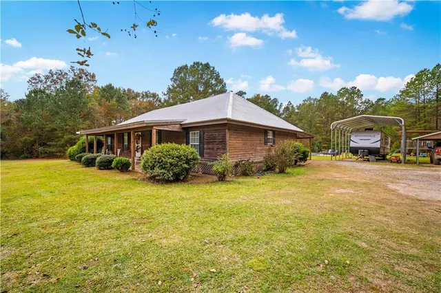 $379,000 | 270 Slocum Cemetery Road, Center Point, LA 71323
