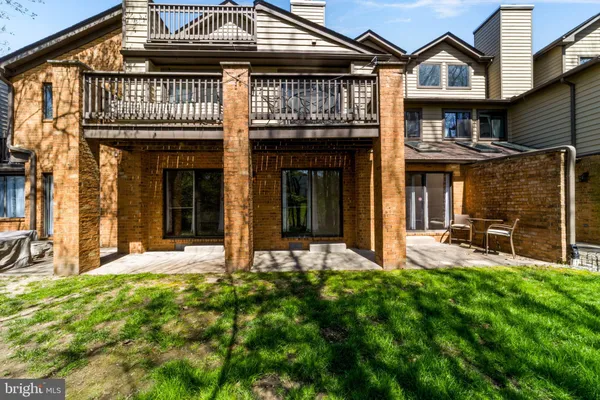 $299,900 | 1202 Augusta Circle, Mount Laurel, NJ 08054