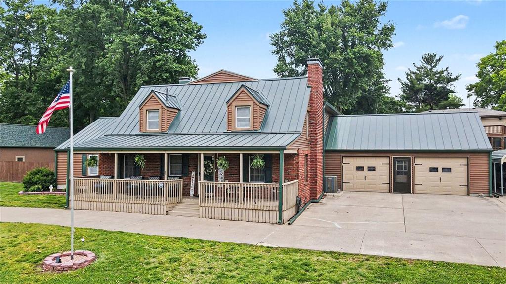 1 Ridgeland Road Country Club, MO 64505 - Photo 3 of 49
