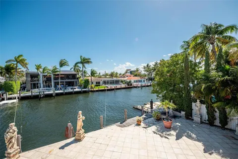 $2,800,000 | 37 Fort Royal Isle, Fort Lauderdale, FL 33308