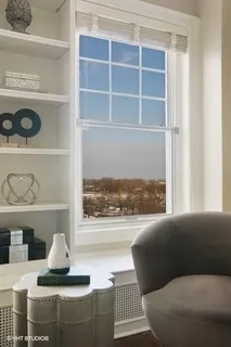 $649,000 | 3530 North Lake Shore Drive, Unit 7A, Chicago, IL 60657