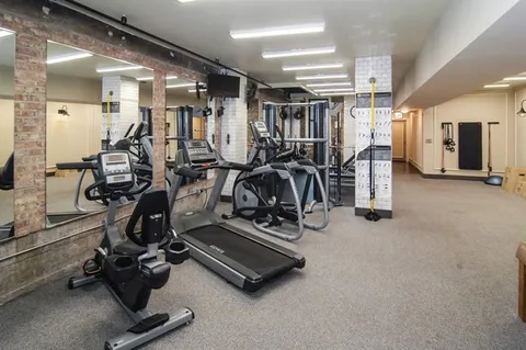 $649,000 | 3530 North Lake Shore Drive, Unit 7A, Chicago, IL 60657