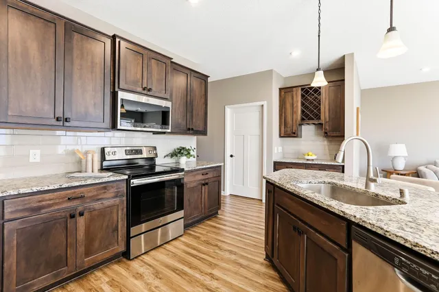 $490,000 | 7501 Fir Lane North, Hamel, MN 55340