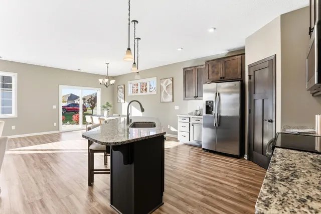 $490,000 | 7501 Fir Lane North, Hamel, MN 55340