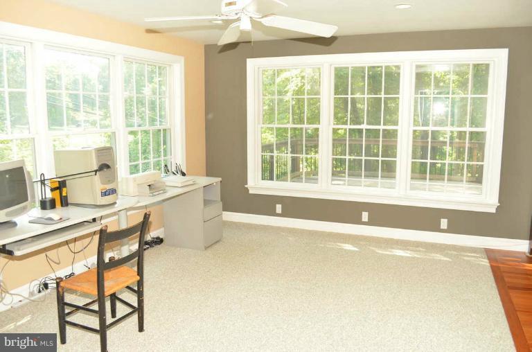 201 Patuxent Road Laurel, MD 20707 - Photo 6 of 30 Interior (General)