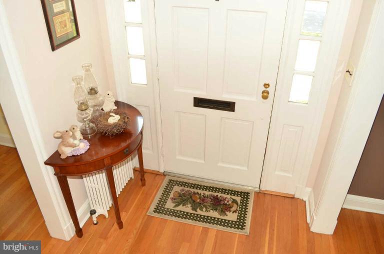 201 Patuxent Road Laurel, MD 20707 - Photo 9 of 30 Interior (General)