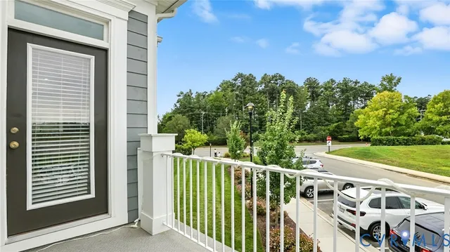 $2,250 | 12109 Oxford Landing Drive, Unit 201, Glen Allen, VA 23059