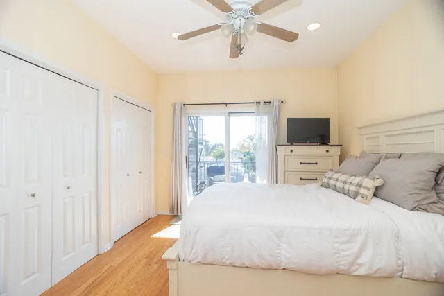 $334,900 | 7151 West Irving Park Road, Unit 2, Chicago, IL 60634