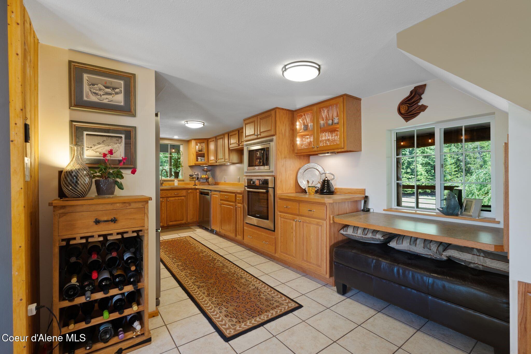 343 West Spring Creek Road Hope, ID 83836 - Photo 18 of 55 Spacious Kitchen