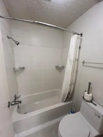 $1,900 | 6843 Greenway Chase Street, Unit 6843, Houston, TX 77072