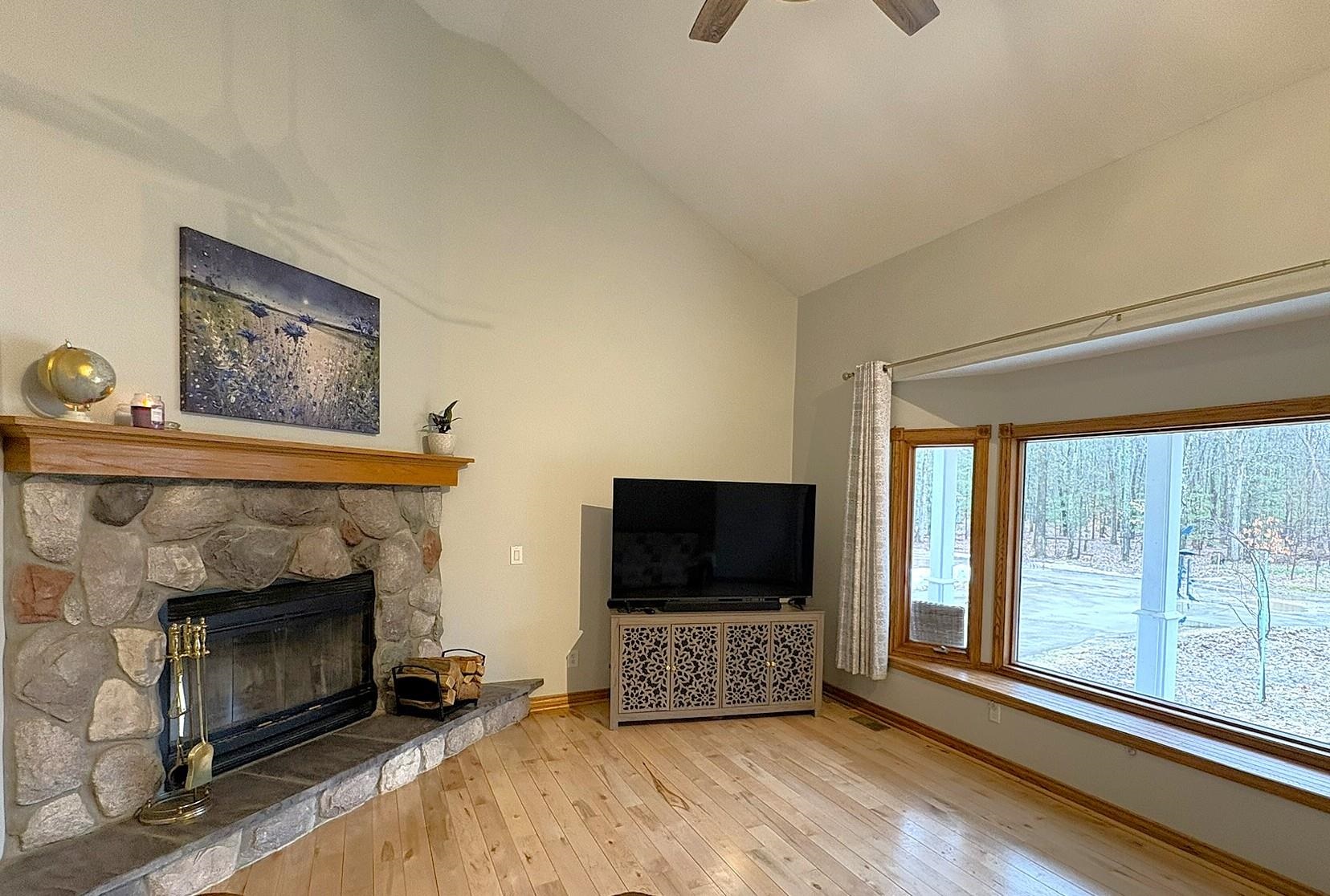 8884 Beverly Lane Interlochen, MI 49643 - Photo 17 of 38