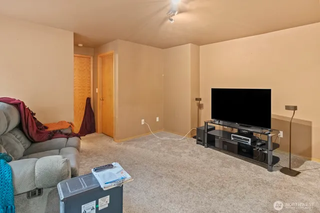 $499,000 | 7101 97th St Court East, Puyallup, WA 98373