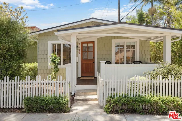 $880,000 | 2644 5th Street, Santa Monica, CA 90405