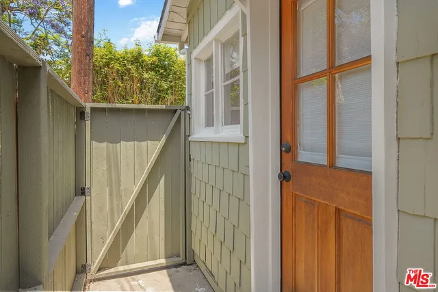 $880,000 | 2644 5th Street, Santa Monica, CA 90405