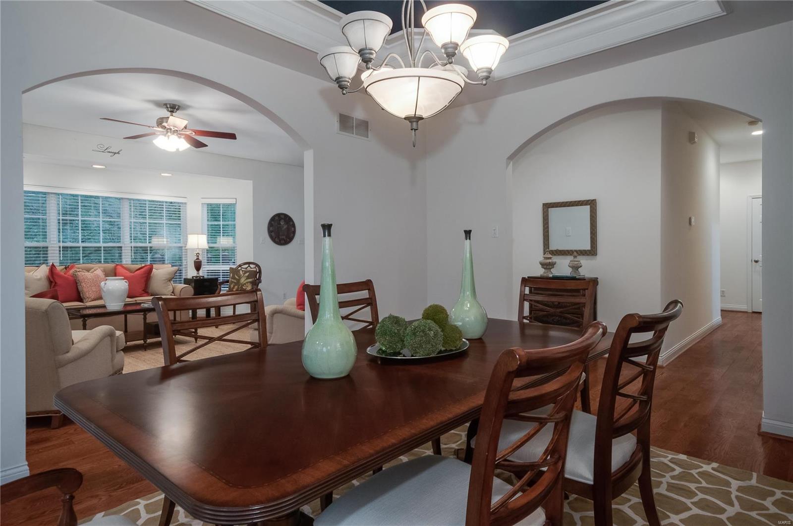 918 Dielman Road Olivette, MO 63132 - Photo 5 of 58 Gallery Image 5