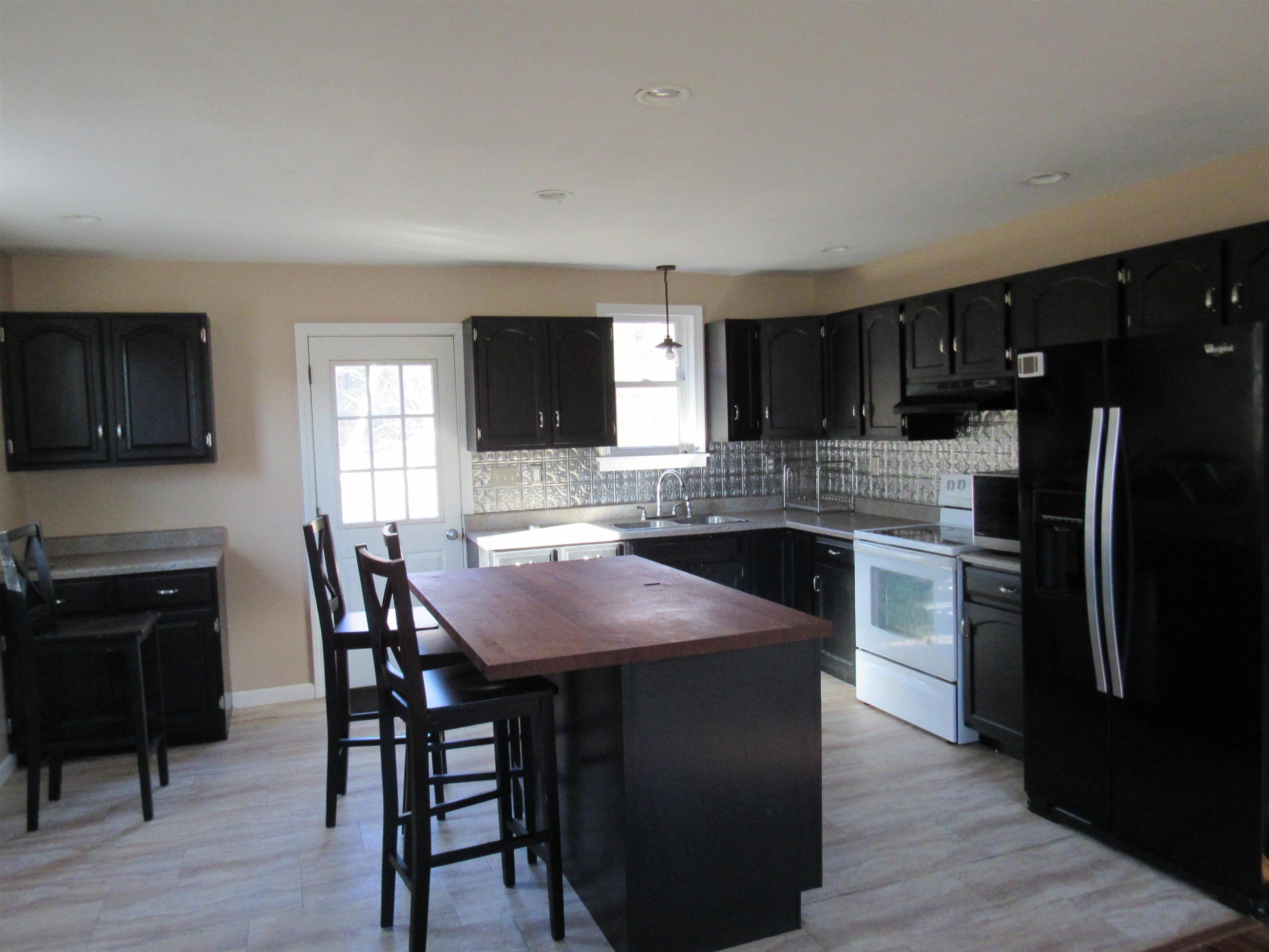 7 Wild Acres Road Sanbornton, NH 03269 - Photo 4 of 14