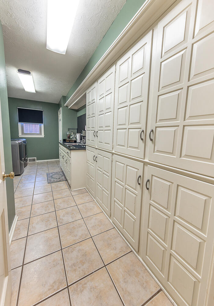 3312 59th Street Lubbock, TX 79413 - Photo 20 of 31 2L9A8424