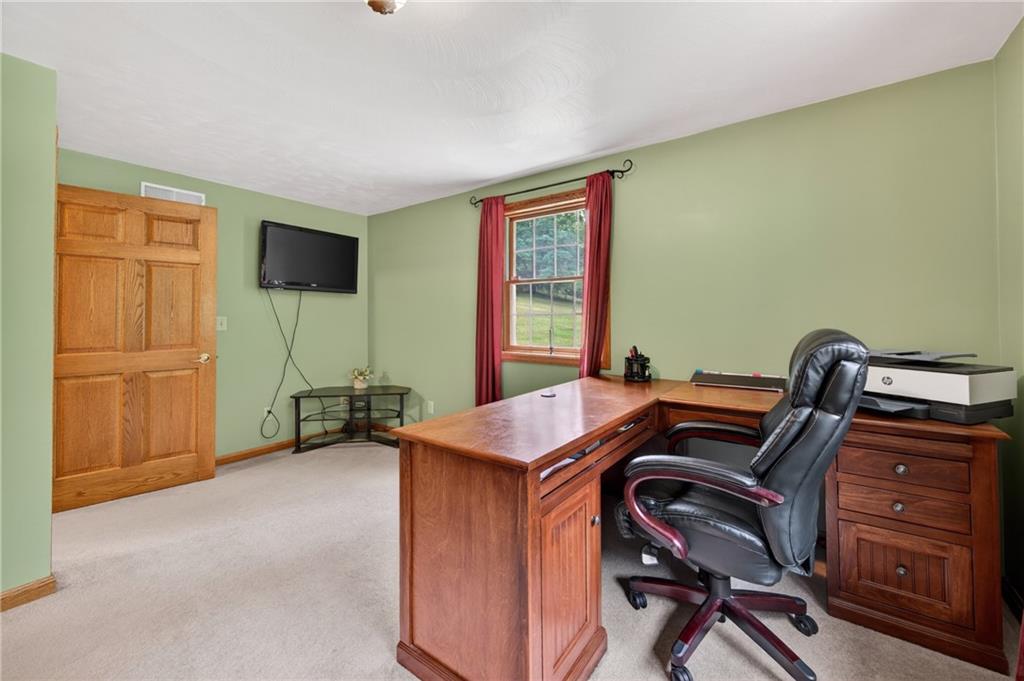 121 Spillway Lane Butler, PA 16001 - Photo 28 of 50