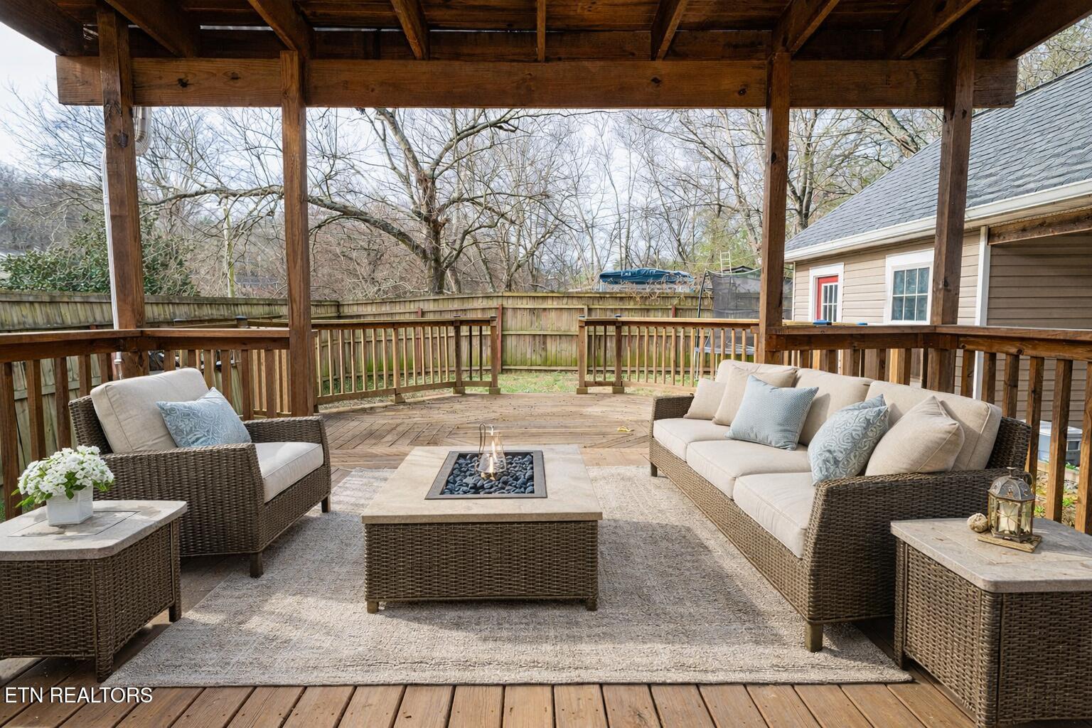 538 Foster Road Lenoir City, TN 37771 - Photo 30 of 34 Back Porch Set Up Ideas