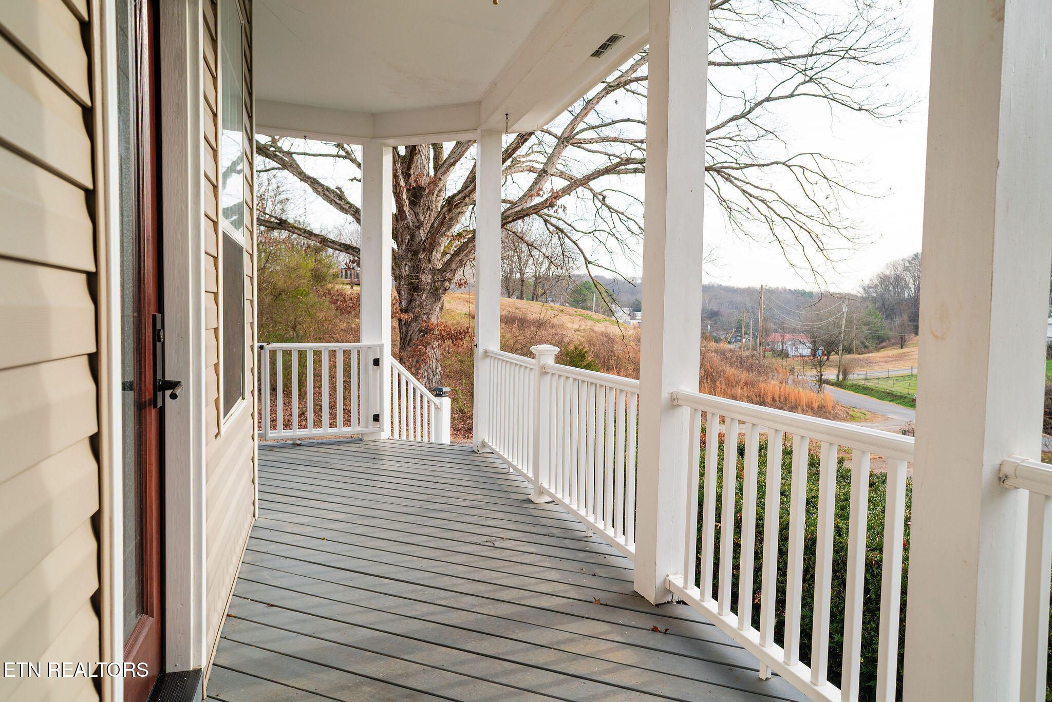 538 Foster Road Lenoir City, TN 37771 - Photo 3 of 34 Front Porch