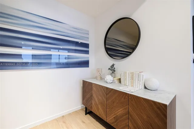 a picture of city view