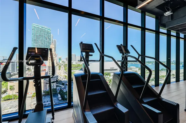 $1,999,000 | 398 Northeast 5th Street, Unit 37183719, Miami, FL 33132