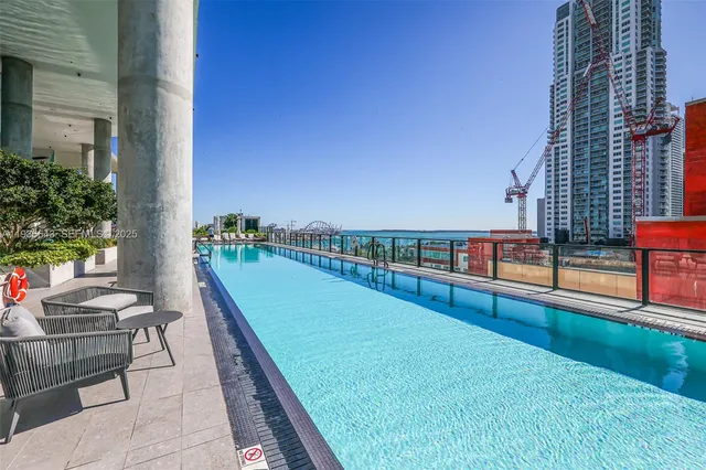 $1,999,000 | 398 Northeast 5th Street, Unit 37183719, Miami, FL 33132