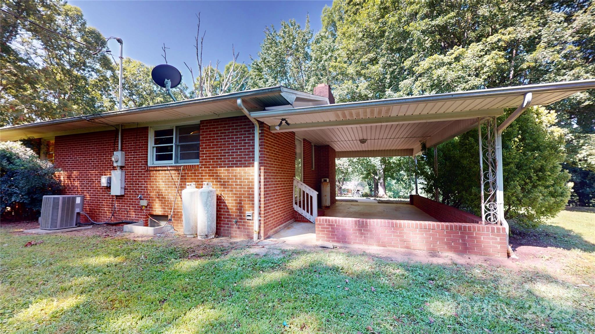 185 Waycaster Road Marion, NC 28752 - Photo 27 of 32 Gallery Image 27