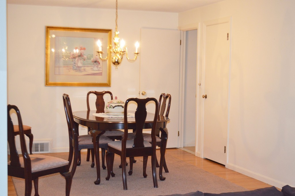 50 Arliss Street Springfield, MA 01109 - Photo 11 of 30 Gallery Image 11