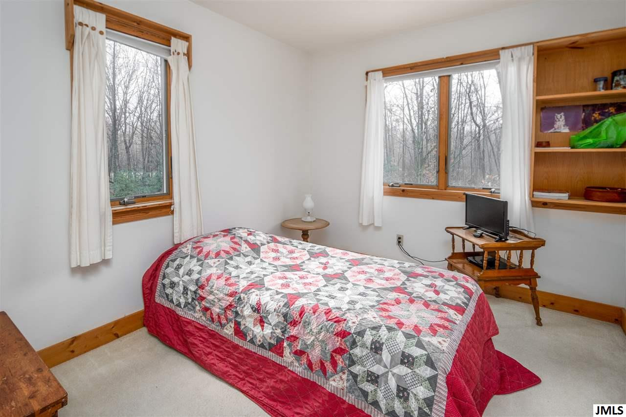 4782 Woodland Road Jackson, MI 49203 - Photo 17 of 28 Photo 17