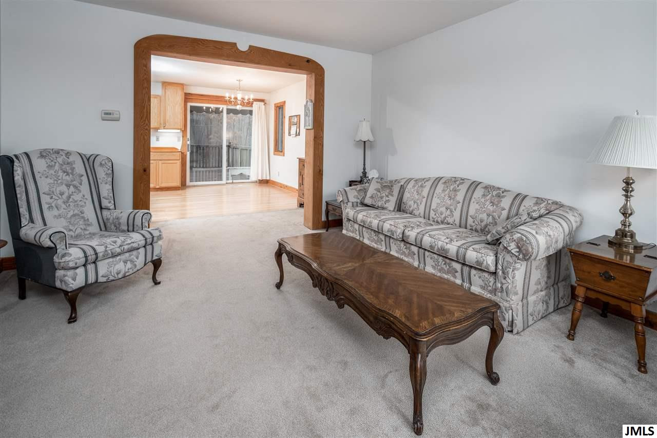 4782 Woodland Road Jackson, MI 49203 - Photo 7 of 28 Photo 7