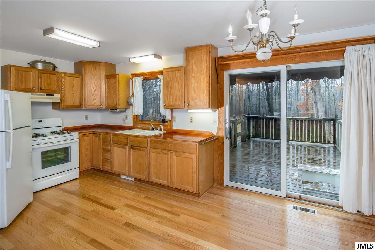 4782 Woodland Road Jackson, MI 49203 - Photo 8 of 28 Photo 8
