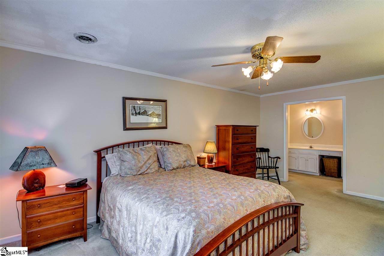 415 Spring Meadow Road Simpsonville, SC 29680 - Photo 26 of 34 Gallery Image 26