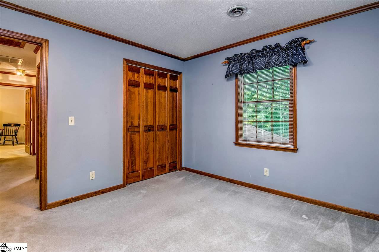 415 Spring Meadow Road Simpsonville, SC 29680 - Photo 31 of 34 Gallery Image 31