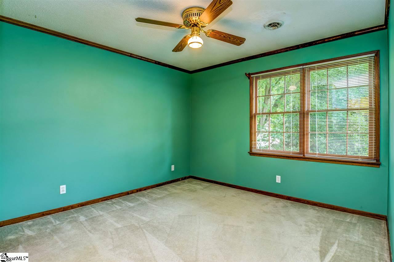 415 Spring Meadow Road Simpsonville, SC 29680 - Photo 33 of 34 Gallery Image 33