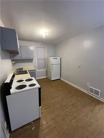 $600 | 456 Woodlane Avenue, Unit 2, Midland, PA 15059