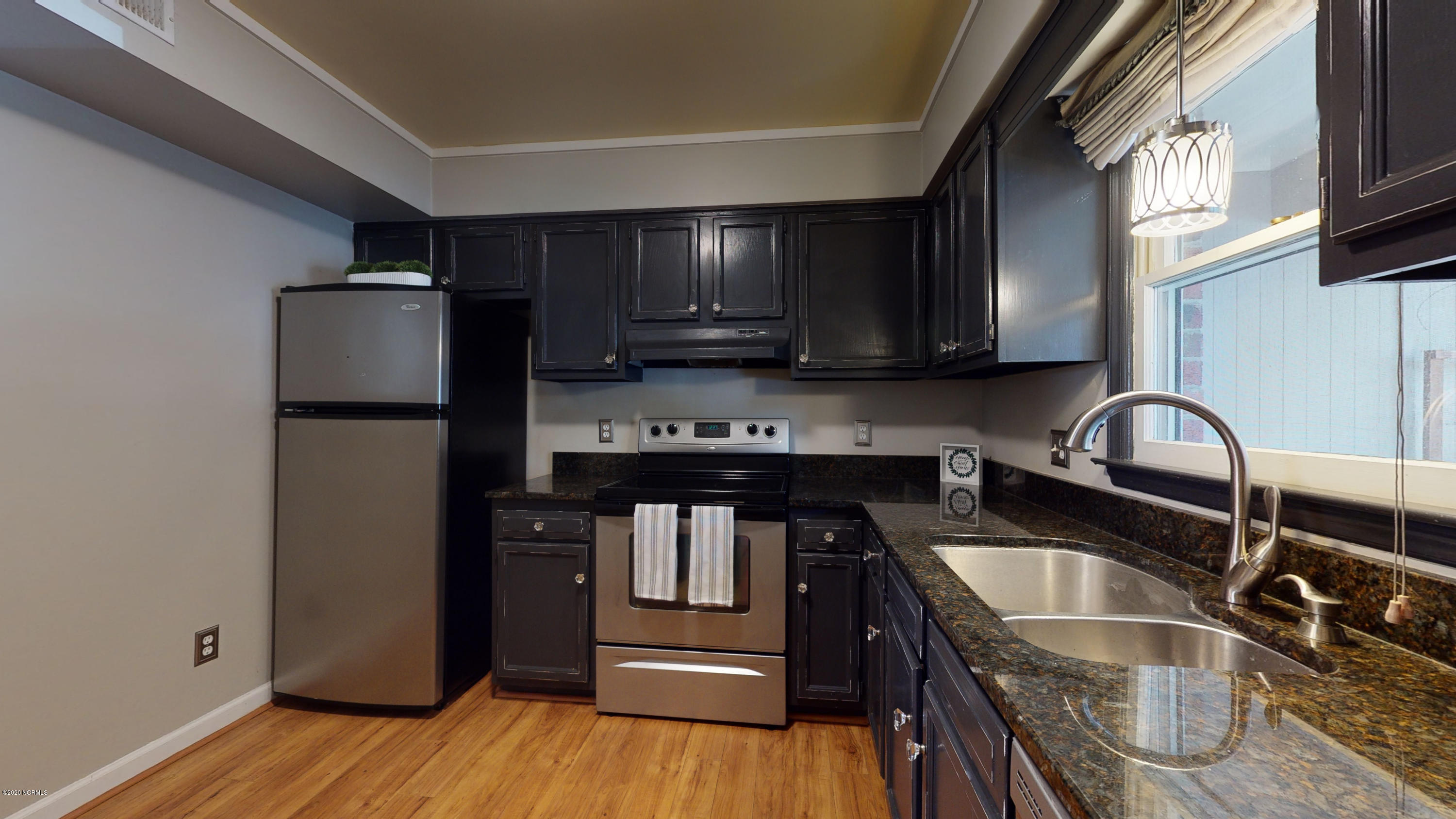 2005 Quail Ridge Road, Unit D Greenville, NC 27858 - Photo 12 of 31 2005 D Quail Ridge-20